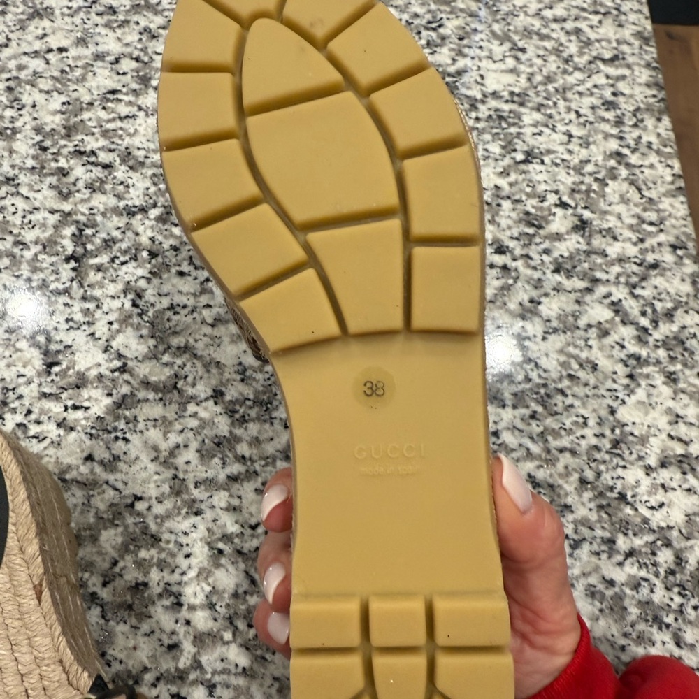 Gucci Tan Espadrille Platform Slides - Picture 11 of 11